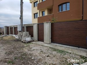 Плъзгащи се дворни врати, пешеходна врата и оградни пана в Божурище_007