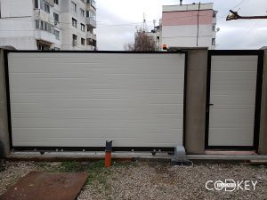 Плъзгащи се дворни врати, пешеходна врата и оградни пана в Божурище_010