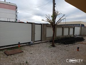 Плъзгащи се дворни врати, пешеходна врата и оградни пана в Божурище_013
