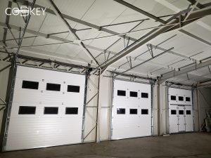 Индустриални секционни врати на автосервиз в град Бяла_010