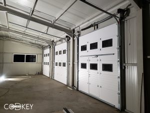 Индустриални секционни врати на автосервиз в град Бяла_019