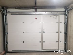 Гаражна секционна врата на подземен паркинг в новострояща се кооперация в град София_08