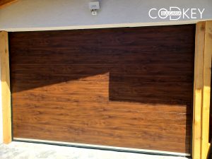 Гаражна секционна врата в село Драгичево - кс. Делта Хил 003